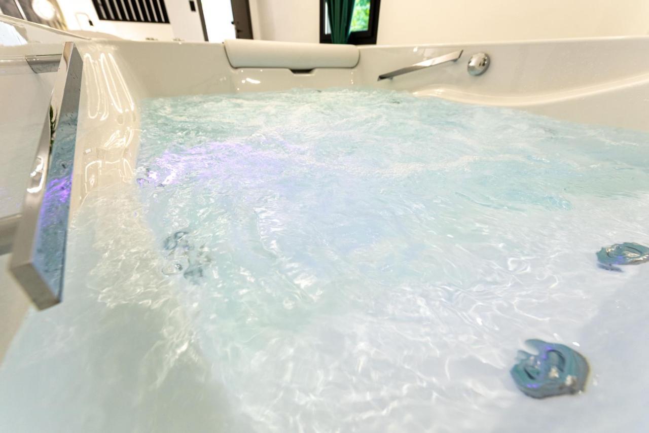 Frourio Lodge Α1 라리사 외부 사진