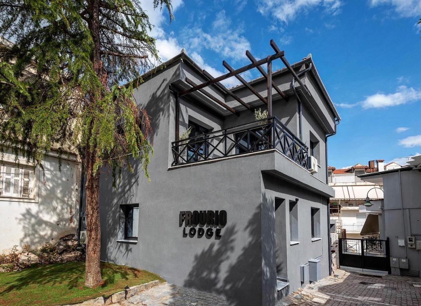 Frourio Lodge Α1 라리사 외부 사진